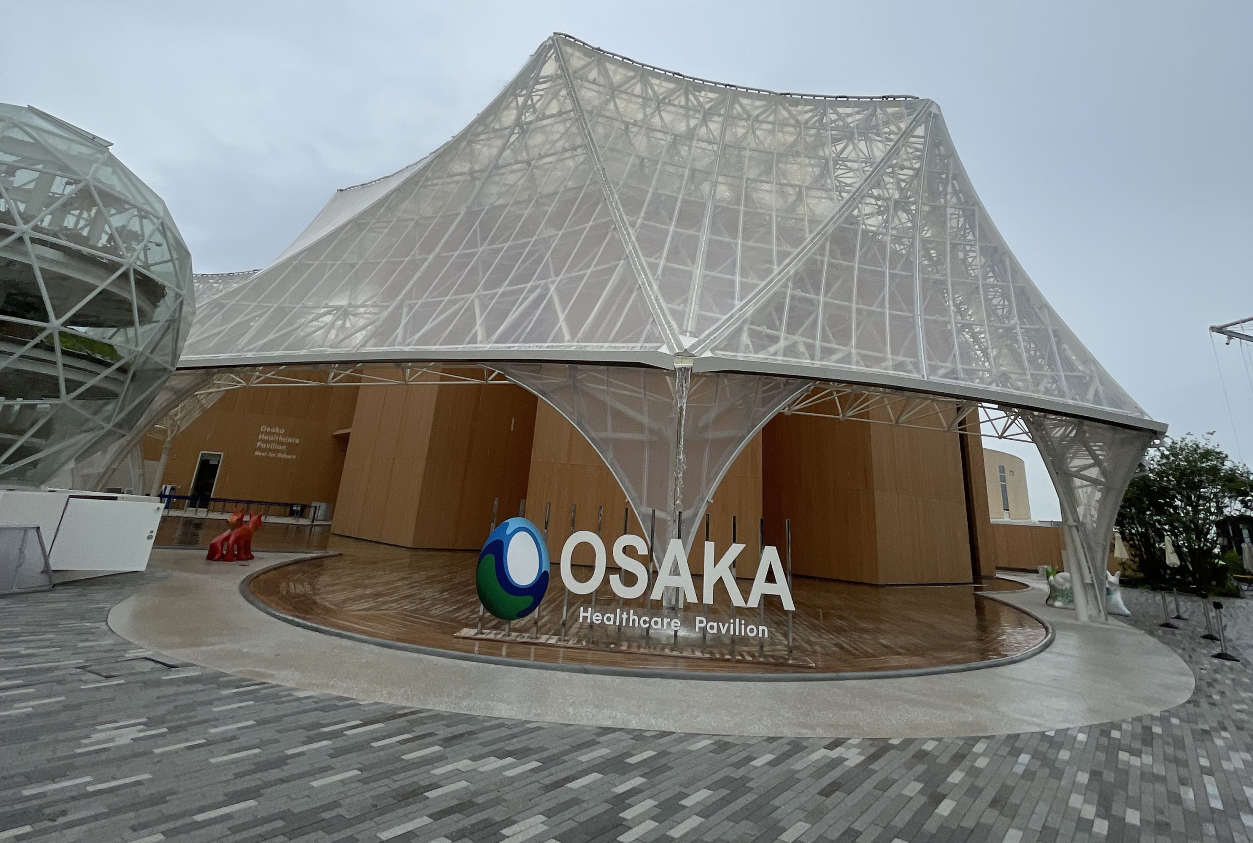 万博のヘルスケアパビリオンで示された美容室の新たな可能性：未来の美容室としての役割とは