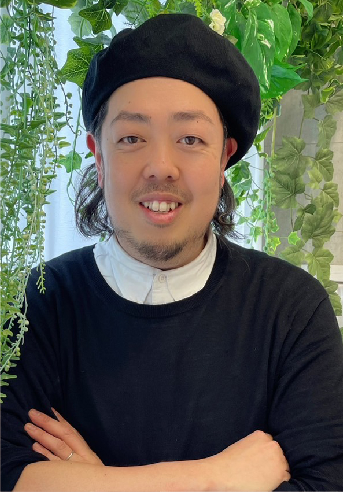 EMU
																					international代表・小河原